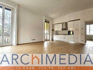 Foto Appartamento in Via Martiri Patrioti, Malnate Centro di 86 m²