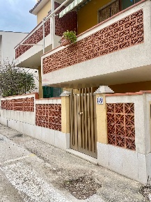 Foto Appartamento in viale lido 89, Pachino Marzameni di 72 m² con 3 locali