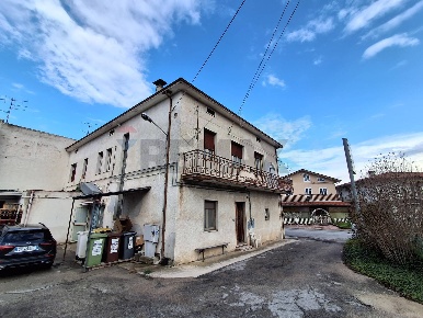 Foto Case semi ndipendenti in Via Nazionale 815, Altino Selva di 224 m²