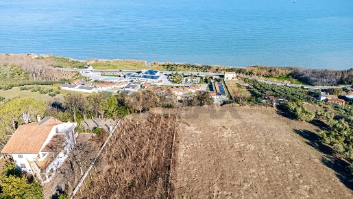 Foto Terreno agricolo a Torino di Sangro di 7150 m² in vendita