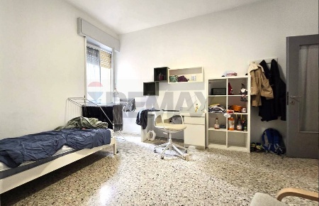 Foto Stanza a Pavia Policlinico di 103 m² con 3 locali in affitto