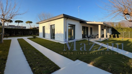 Foto Case semi ndipendenti in via volta, Forte dei Marmi Vittoria Apuana