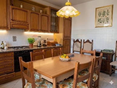 Foto Appartamento in Via Catalogna 10, Castelfranco Piandiscò di 115 m²