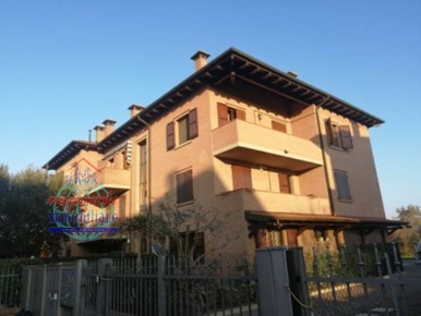 Foto Appartamento in VIA CIMABUE 5, Sala Bolognese di 83 m² con 4 locali