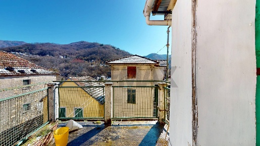 Foto Appartamento in località torre, Vobbia Centro di 317 m² con 7 locali