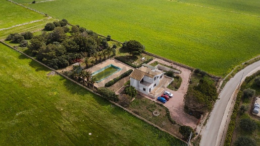 Foto Villa unifamiliare in C.da Mangiabove, Ragusa di 408 m² con 12 locali