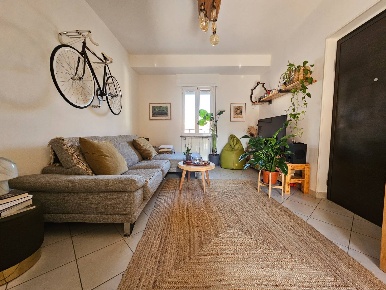 Foto Appartamento in VIA SANTA MARIA, Oleggio Centro di 87 m² con 2 locali