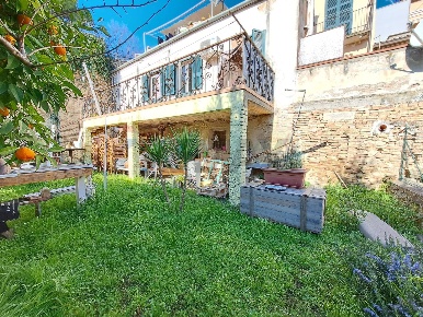 Foto Appartamento in Via Dell'Asilo 6/A, Lanciano Centro di 323 m²