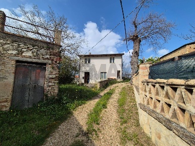 Foto Casa indipendente in Via Nevi 257, Giuliano Teatino Centro di 143 m²