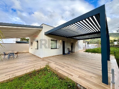 Foto Villa unifamiliare in S.S. 113 snc, Terrasini Centro di 108 m²