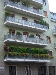 Foto Appartamento in Via Rontgen, Milano Bocconi di 50 m² con 2 locali