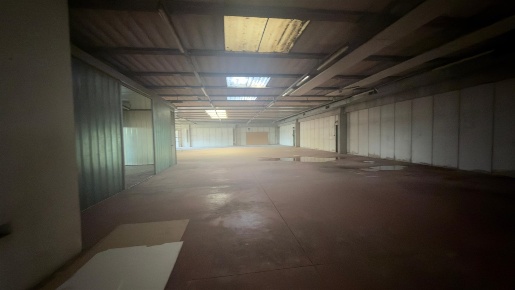 Foto Capannone industriale a Meda di 1000 m² in affitto