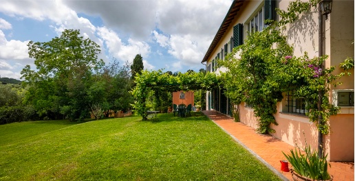 Foto Casale a Vecchiano di 750 m² con 23 locali in vendita