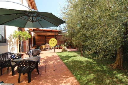 Foto Appartamento a Reggello Leccio di 92 m² con 4 locali in vendita