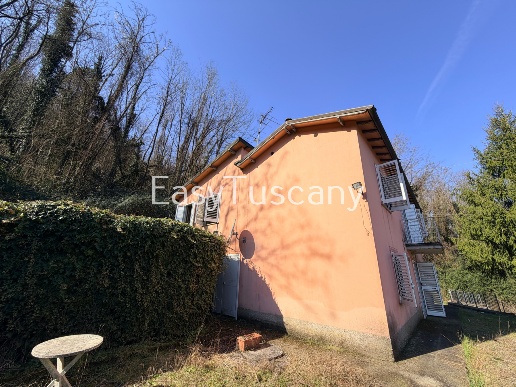 casa indipendente in vendita a Gallicano