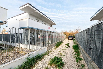 Foto Villa unifamiliare in VIA MANTA SNC, Fiumicino Le Vignole - Aeroporto