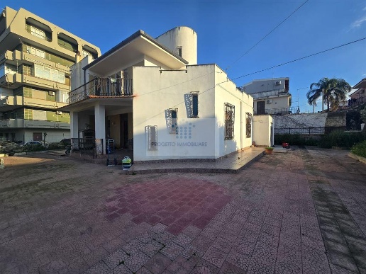casa indipendente in vendita a Siracusa in zona Scala Greca