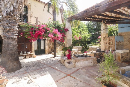 Foto Rustico in VIA POZZO DI MAZZA 5, Siracusa Fanusa di 540 m² in vendita