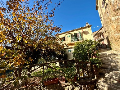 Foto Casa indipendente in Via della Scaletta 2, Magliano in Toscana