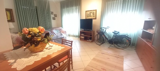 Foto Appartamento a Camaiore Lido di Camaiore di 120 m² con 5 locali