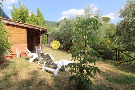 Foto Casa indipendente a Reggello Pietrapiana di 166 m² con 5 locali