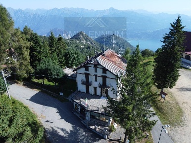 Foto Hotel in Mottarone, Stresa di 1100 m² con 25 locali in vendita