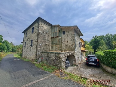 Foto Case semi ndipendenti in loc. Villa, Tresana Villa di 115 m²