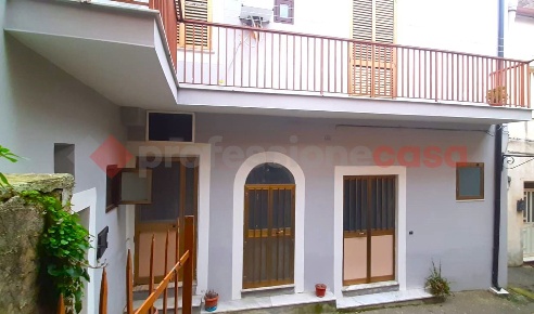 Foto Casa indipendente in Via San Francesco 25, Mercato San Severino