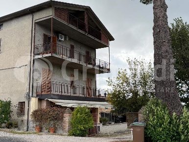 Foto Duplex in sp 340, Marsciano di 130 m² con 5 locali in vendita