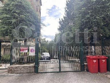 Foto Box in Via Gabriele Speranza 0, Avellino di 124 m² in vendita