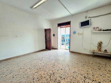 Foto Casa indipendente a Caivano Centro di 120 m² con 2 locali in vendita