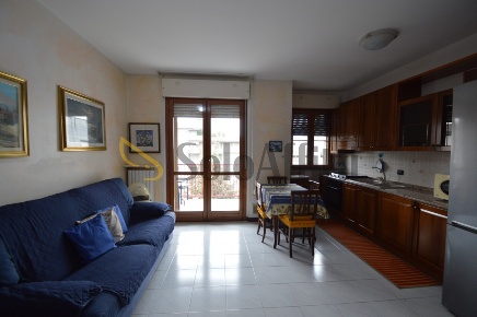 Foto Appartamento in Piazza Enrico Berlinguer 70, Rozzano Centro di 77 m²