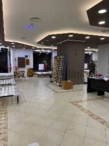 Foto Locale commerciale Pescara Porta Nuova di 219 m² con 1 locali