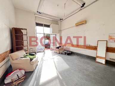 Foto Locale commerciale a La Spezia Centro Storico di 50 m² con 1 locali