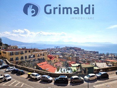 Foto Appartamento in Via Filippo Palizzi 119, Napoli Vomero di 146 m²