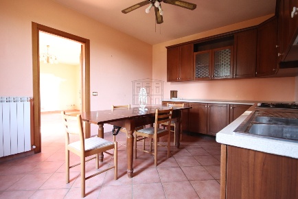 Foto Casa indipendente in Via di Tiglio 611, Capannori di 180 m² in vendita