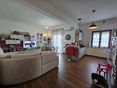 Foto Appartamento a Castelnuovo Magra Colombiera Molicciara di 86 m²