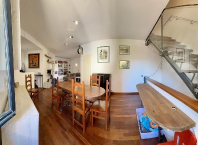 Foto Casa indipendente a Cascina Semicentro di 150 m² con 6 locali