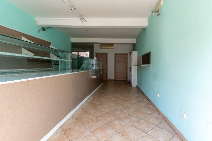 Foto Locale commerciale a Vinci Spicchio-sovigliana di 75 m² con 2 locali