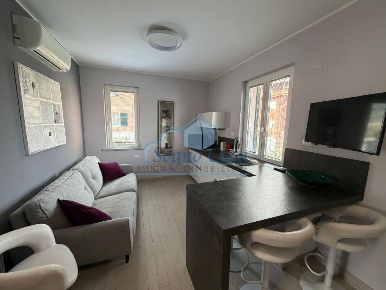 Foto Appartamento a Ameglia Centro di 85 m² con 4 locali in vendita