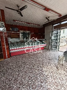 Foto Locale commerciale a Fucecchio Galleno di 150 m² con 3 locali