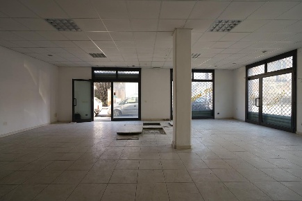 Foto Locale commerciale a Empoli Masini - XX Settembre di 90 m² in affitto