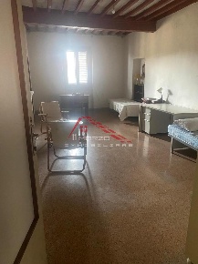 Foto Appartamento a Pisa Santa Maria di 150 m² con 5 locali in vendita