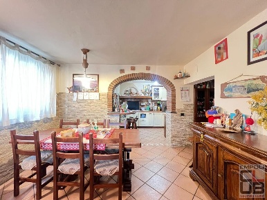 Foto Casa indipendente a Empoli Marcignana - Lucchese di 120 m² in vendita