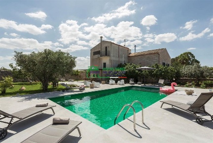 Foto Villa unifamiliare in Sp 60, Ragusa Puntarazzi - Pozzillo di 250 m²