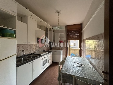 Foto Appartamento in VIA PORZIO, Casalmaggiore Centro di 95 m² con 6 locali