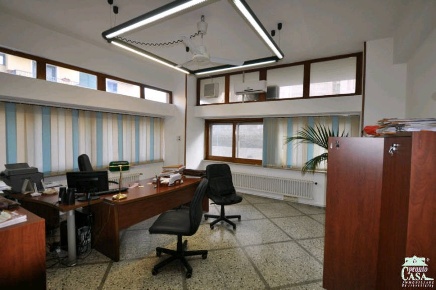 Foto Ufficio in via risorgimento, Ragusa San Luigi - Archimede di 86 m²