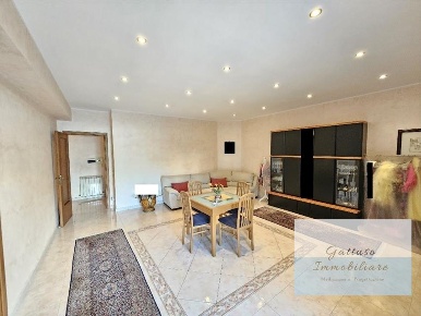 Foto Appartamento a Reggio di Calabria Centro Storico di 150 m² in vendita