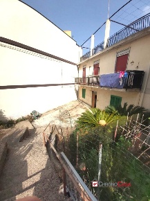 Foto Appartamento in via comunale, Messina Gazzi di 70 m² con 4 locali
