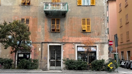 Foto Appartamento in via Merano 25, Genova Sestri Ponente di 88 m²